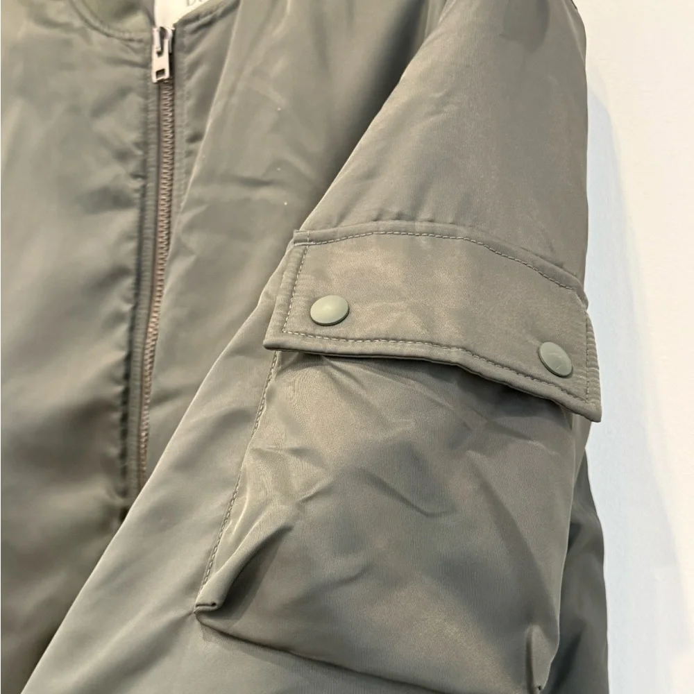 Banana Republic Dark Green Bomber Jacket. Unisex. Size M. - Picture 2 of 6